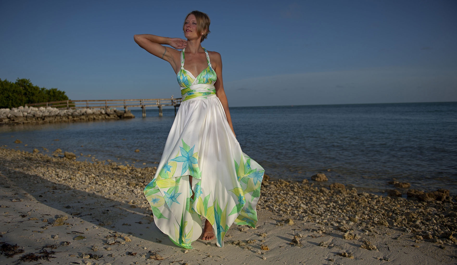 sweetheart halter Unique Beach Wedding Dresses - look 4 front